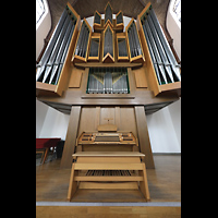 Berlin, St. Marien, Orgel mit Spieltisch perspektivisch