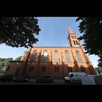 Berlin, Zwlf-Apostel-Kirche, Seitliche Auenansicht von Osten
