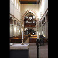 Helmstedt, Klosterkirche St. Marienberg, Blick ber den Altar zur Emporenorgel