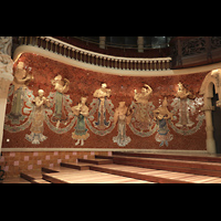 Barcelona, Palau de la Mùsica Catalana, Die Musen der Bühne unter der Orgel- linke Seite