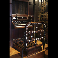 Barcelona, Palau Gell (Gaudi), Spieltisch der ehemaligen Orgel