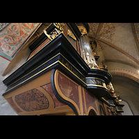 Schningen am Elm, St. Vincenz, Bemaltes Orgelgehuse von der Seite