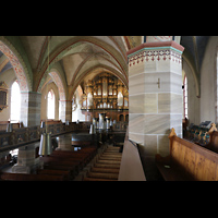 Schningen am Elm, St. Vincenz, Blick von der Seitenempore zur Orgel