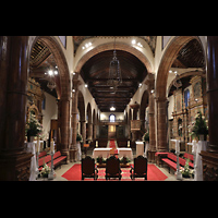Tacoronte (Teneriffa), Santa Catalina, Blick über den Altar in die Kirche und zur Orgel