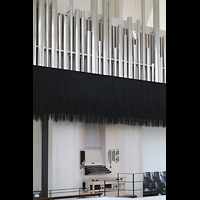 Kassel, St. Martin, Orgel mit Spieltisch seitlich