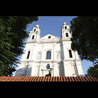 Vilnius, Šv. arkangelo Rapolo bažnycia (Erzengel Raphael), Doppelturmfassade