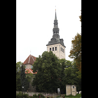 Tallinn (Reval), Niguliste kirik (St. Nikolai - jetzt Museum), Blick vom Harju von Südosten auf die Kirche