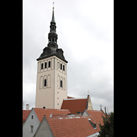 Tallinn (Reval), Niguliste kirik (St. Nikolai - jetzt Museum), Blick vom Domberg auf die Kirche / das Museum