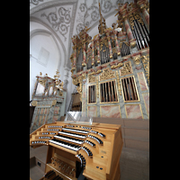 Landsberg am Lech, Stadtpfarrkirche Mariä-Himmelfahrt, Orgel mit Spieltisch