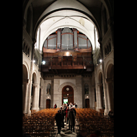 Clichy-la-Garenne, Saint-Vincent-de-Paul, Innenraum in Richtung Orgel