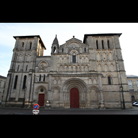 Bordeaux, Sainte-Croix, Fassade