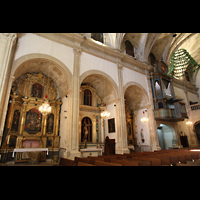 Campanet (Mallorca), Sant Miquel, Seitenschiff mit Altren und Orgel