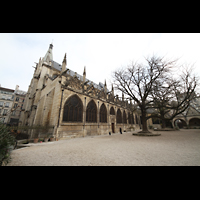 Paris, Saint-Séverin, Außenansicht vom Kirchhof aus gesehen