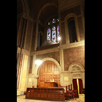New York City, St. Bartholomew's Episcopal Church, Pfeifen an der Sdempore ber dem Spieltisch