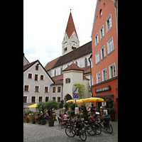Kaufbeuren, Stadtpfarrkirche St. Martin, Blick von der Münzhalde zur Martinskirche