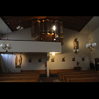 Hammerfest, St. Mikael, Innenraum in Richtung Orgel