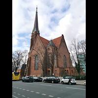 Berlin, Heilandskirche, Seitliche Auenansicht von Sdosten