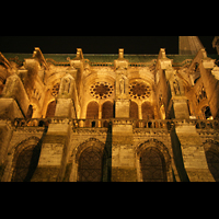 Chartres, Cathdrale Notre-Dame, Seitenschiff bei Nacht