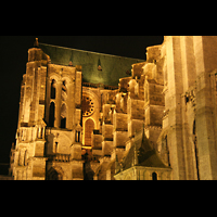 Chartres, Cathdrale Notre-Dame, Querhaus bei Nacht