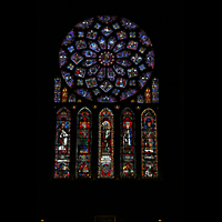 Chartres, Cathdrale Notre-Dame, Bunte Fenster mit Glasmalerei