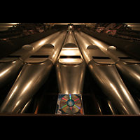 Luzern, Hofkirche St. Leodegar, Prinzipal 32' mit CD-Hülle zum Vergleich