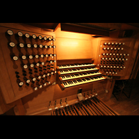 Linz, Maria-Empfängnis-Dom, Spieltisch der großen Orgel