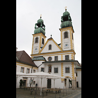 Passau, Wallfahrtskirche Mariahilf, Doppelturmfassade