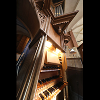 Alkmaar, Sint Laurenskerk, Spieltisch und Prospekt der Chororgel