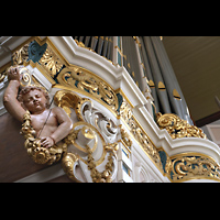 Amsterdam, Waalse Kerk (Oude Walenkerk), Tragende Figur unterm Hauptwerksprospekt links