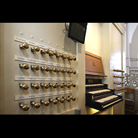 Amsterdam, Westerkerk, Spieltisch der Hauptorgel seitlich