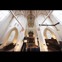 Groningen, Akerk, Innenraum in Richtung Orgel
