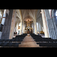 Groningen, Martinikerk, Hauptschiff in Richtung Orgel