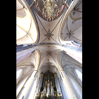 Groningen, Martinikerk, Blick ins Gewlbe und zur groen Orgel