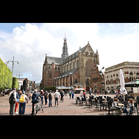 Haarlem, Sint Bavokerk, Ansicht vom Grote Markt / Zijlstraat von Nordwesten
