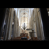 Kampen, Sint Nicolas Bovenkerk, Hauptschiff in Richtung Chor