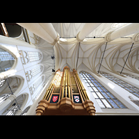 Leiden, Hooglandse Kerk, Blick ber die Sdfassade der Willis-Orgel ins Vierungsgewlbe