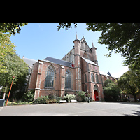 Leiden, Pieterskerk, Ansicht von Nordwesten vom Pieterskerkhof