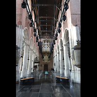 Leiden, Pieterskerk, Hauptschiff in Richtung Hauptorgel
