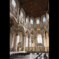 Rotterdam, Sint Laurenskerk, Nord- und Ostseite des Chorraums mit Chororgel