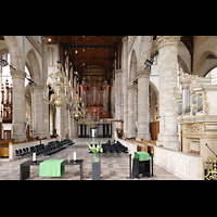 Rotterdam, Sint Laurenskerk, Blick von der Chororgel durchs Hauptschiff zur Hauptorgel