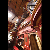 Rotterdam, Sint Laurenskerk, Seitlicher Blick auf Spieltisch, Chamaden und linken Pedalturm