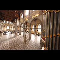 Rotterdam, Sint Laurenskerk, Blick entlang der Rckpositiv-Pfeifen in die Kirche