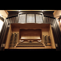Wroclaw (Breslau), Akademia Muzyczna (Musikakademie), Groer bungssaal, Orgel mit Spieltisch perspektivisch