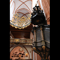 Wroclaw (Breslau), Bazylika sw. Elzbiety (St. Elisabeth), Kanzel und Orgel