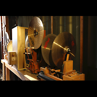 San Diego, Balboa Park, Spreckels Organ Pavilion (Freiluftorgel), Rhrenglocken (Chimes) mit Schlegel-Mechanik