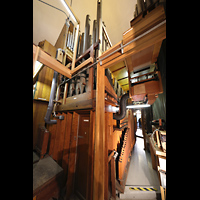 San Diego, Balboa Park, Spreckels Organ Pavilion (Freiluftorgel), Blick von hinten links auf das Great, vorne die Pfeifen der Gross Flute