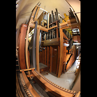 San Diego, Balboa Park, Spreckels Organ Pavilion (Freiluftorgel), Blick von hinten links auf das Great, vorne die Pfeifen der Gross Flute