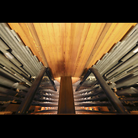 San Diego, Balboa Park, Spreckels Organ Pavilion (Freiluftorgel), Blick von oben auf die Austin-Originalpfeifen im Choir