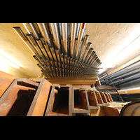 San Diego, Balboa Park, Spreckels Organ Pavilion (Freiluftorgel), Pedal-Prinzipalchor (1988), re: hhere Lagen der Contra Bombarde 32', vorne: Magnaton 16'