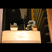 San Diego, Balboa Park, Spreckels Organ Pavilion (Freiluftorgel), Hooded Trumpet-Pfeifen (Festival Reeds), 3 Pfeifenreihen 16' - 8' - 4'